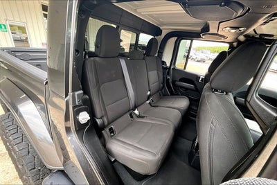 2023 Jeep Gladiator Overland