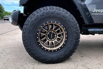 2023 Jeep Gladiator Overland