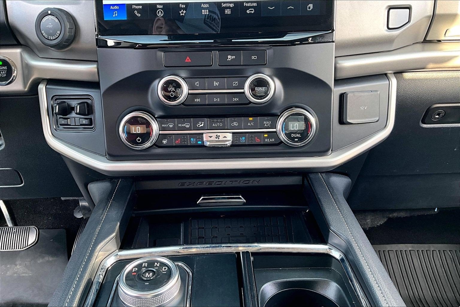 2022 Ford Expedition Max XLT