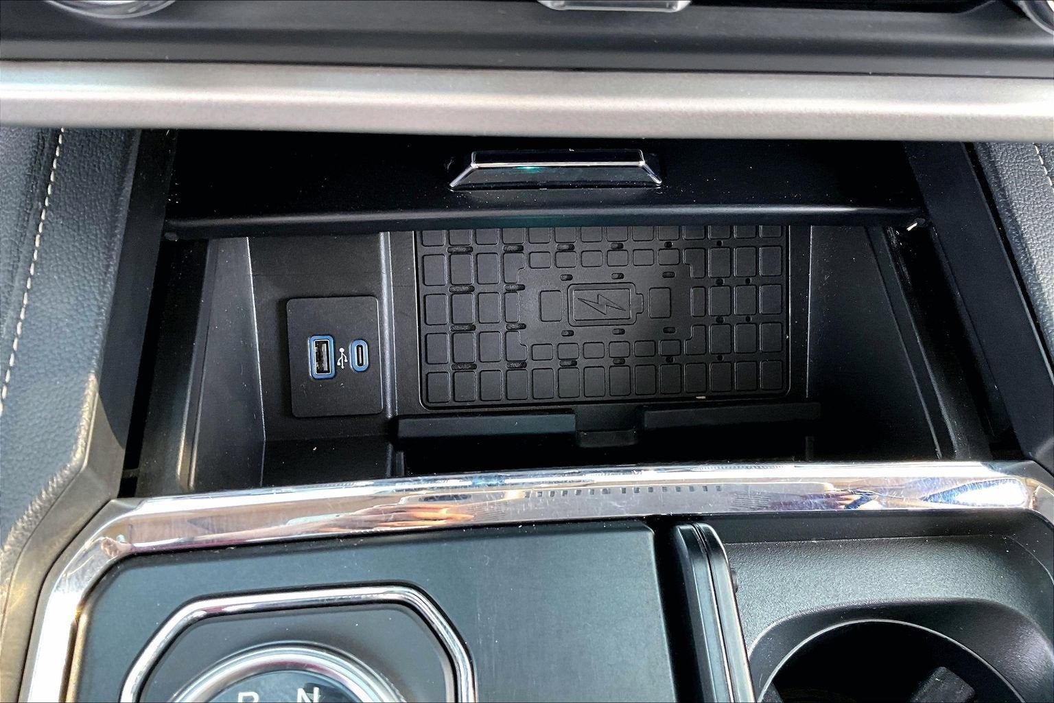 2022 Ford Expedition Max XLT