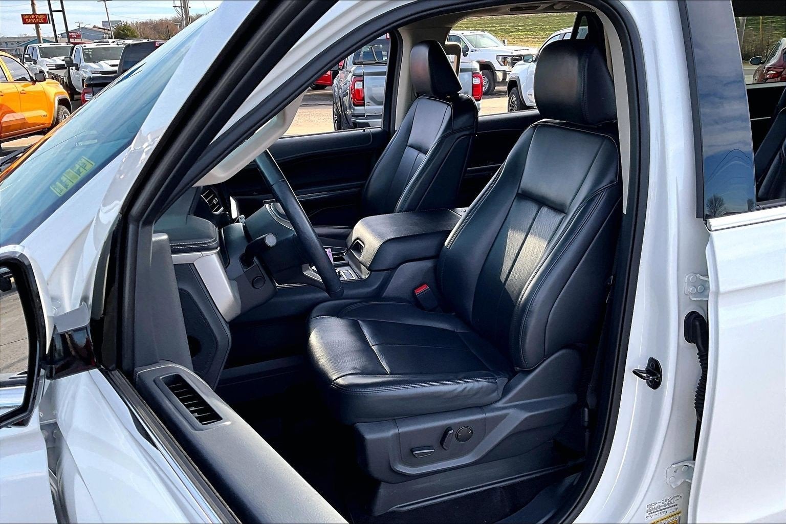 2022 Ford Expedition Max XLT