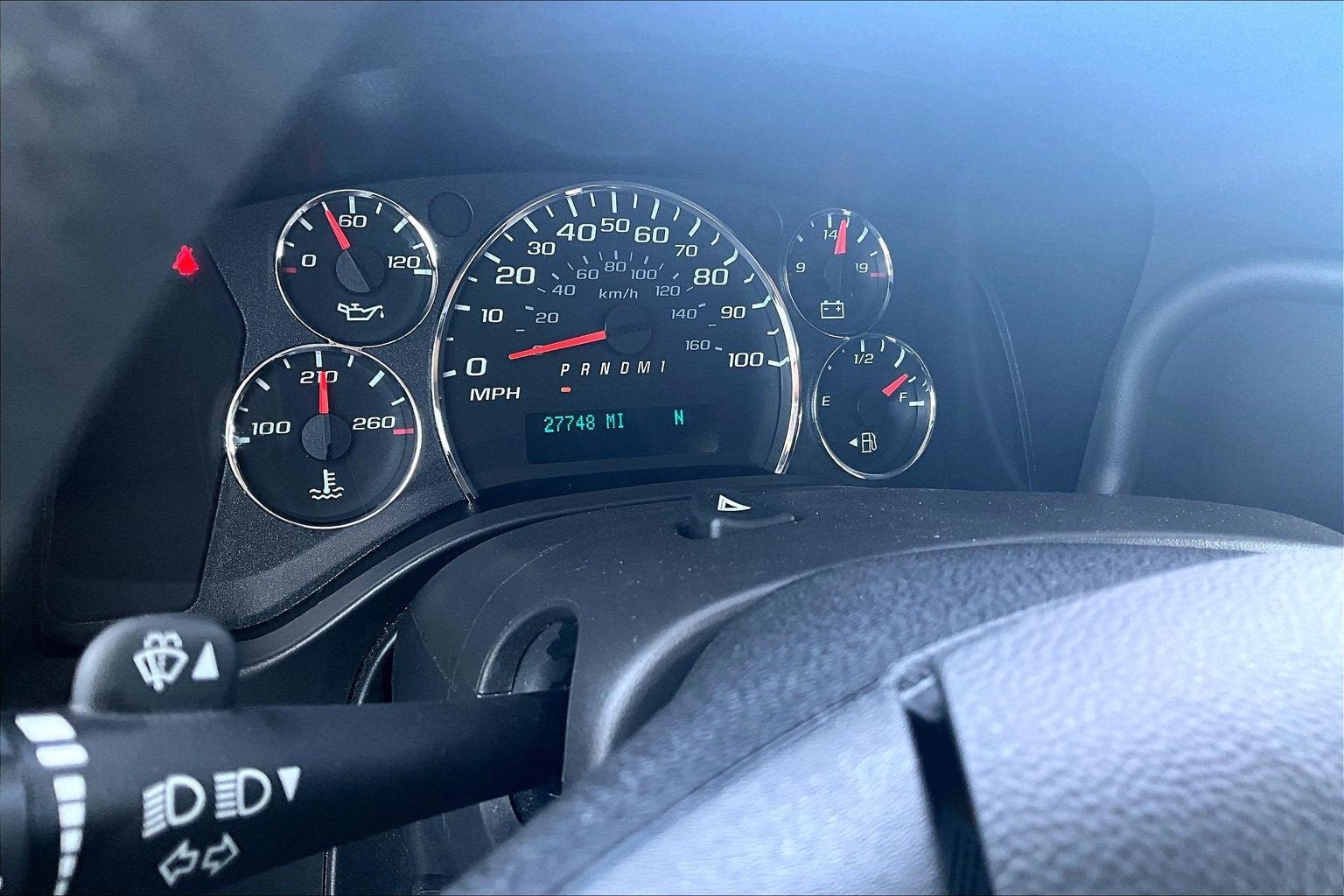 2025 Chevrolet Express Passenger 1LT