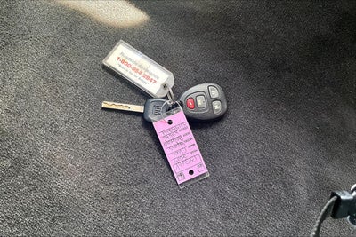 2025 Chevrolet Express Passenger 1LT