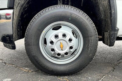 2025 Chevrolet Silverado 3500 HD Chassis Cab Work Truck