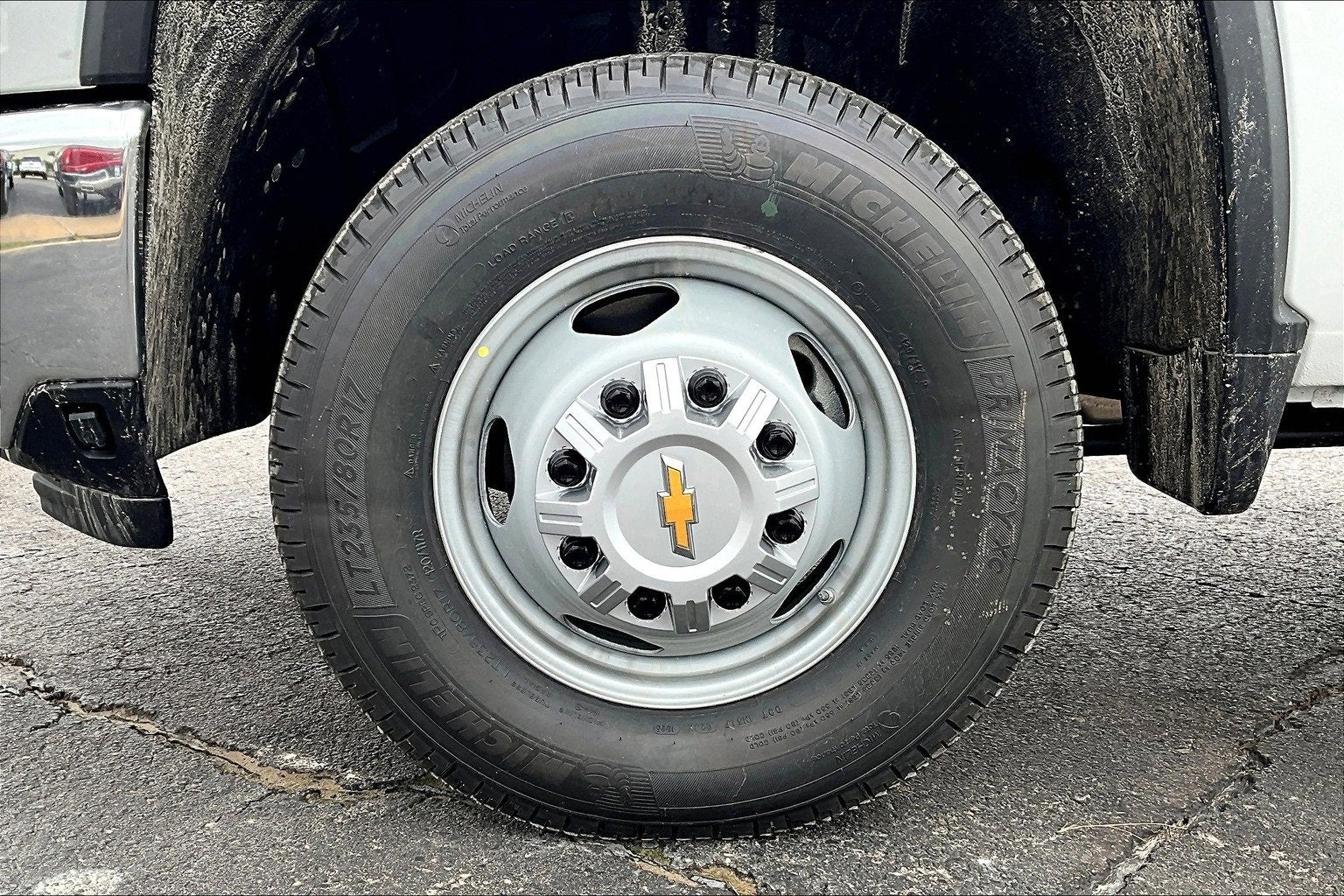 2025 Chevrolet Silverado 3500 HD Chassis Cab Work Truck