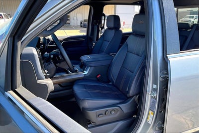 2025 Chevrolet Silverado 3500 HD High Country