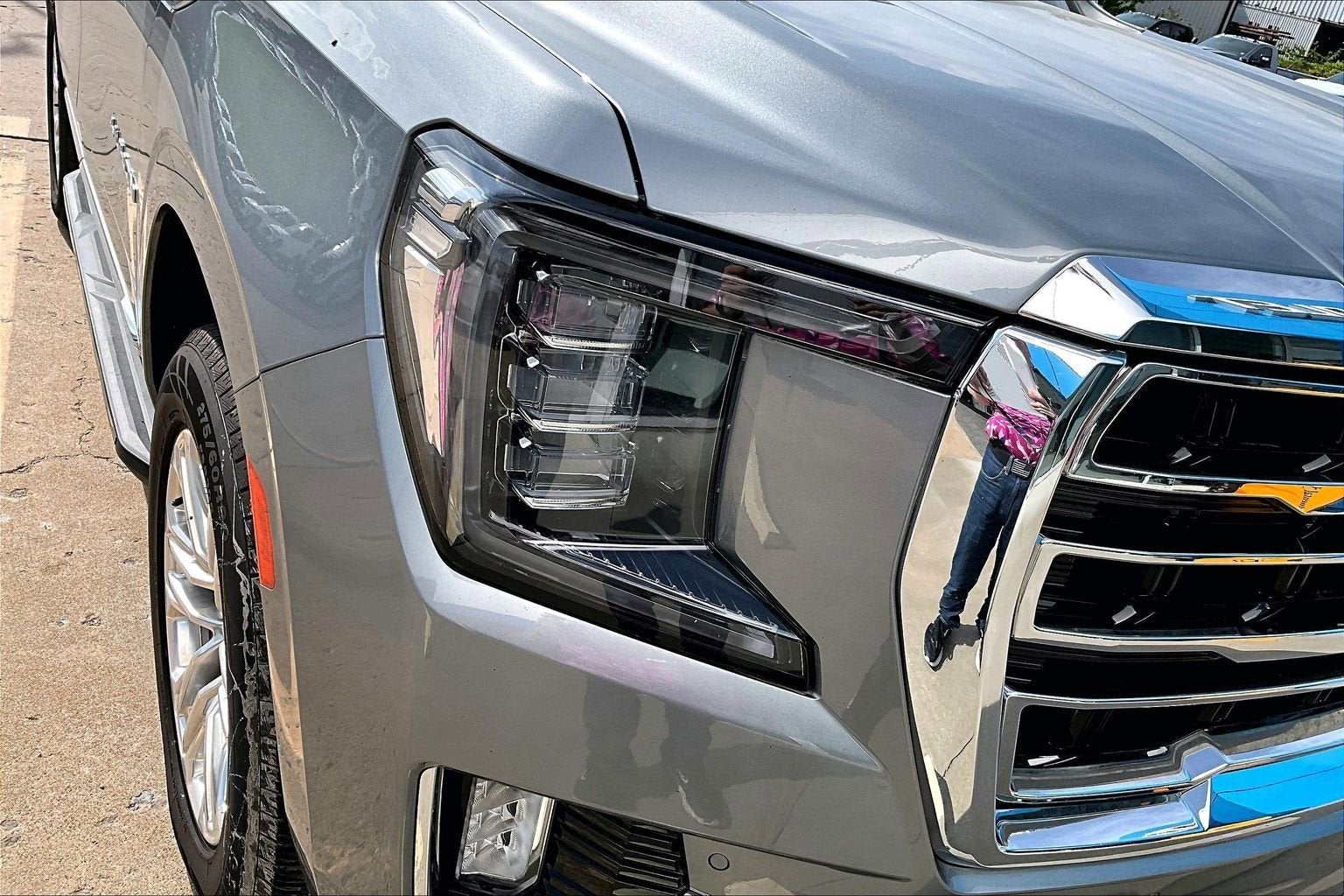 2023 GMC Yukon SLT