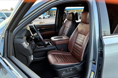 2023 GMC Yukon Denali Ultimate