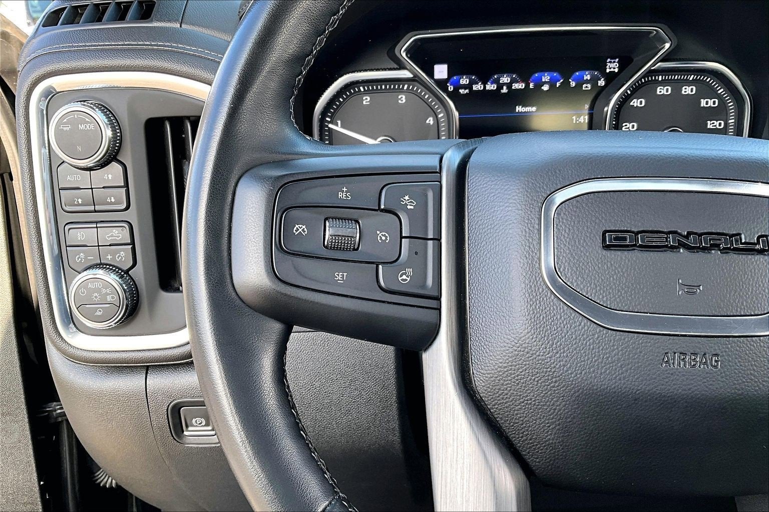 2023 GMC Sierra 3500 HD Denali