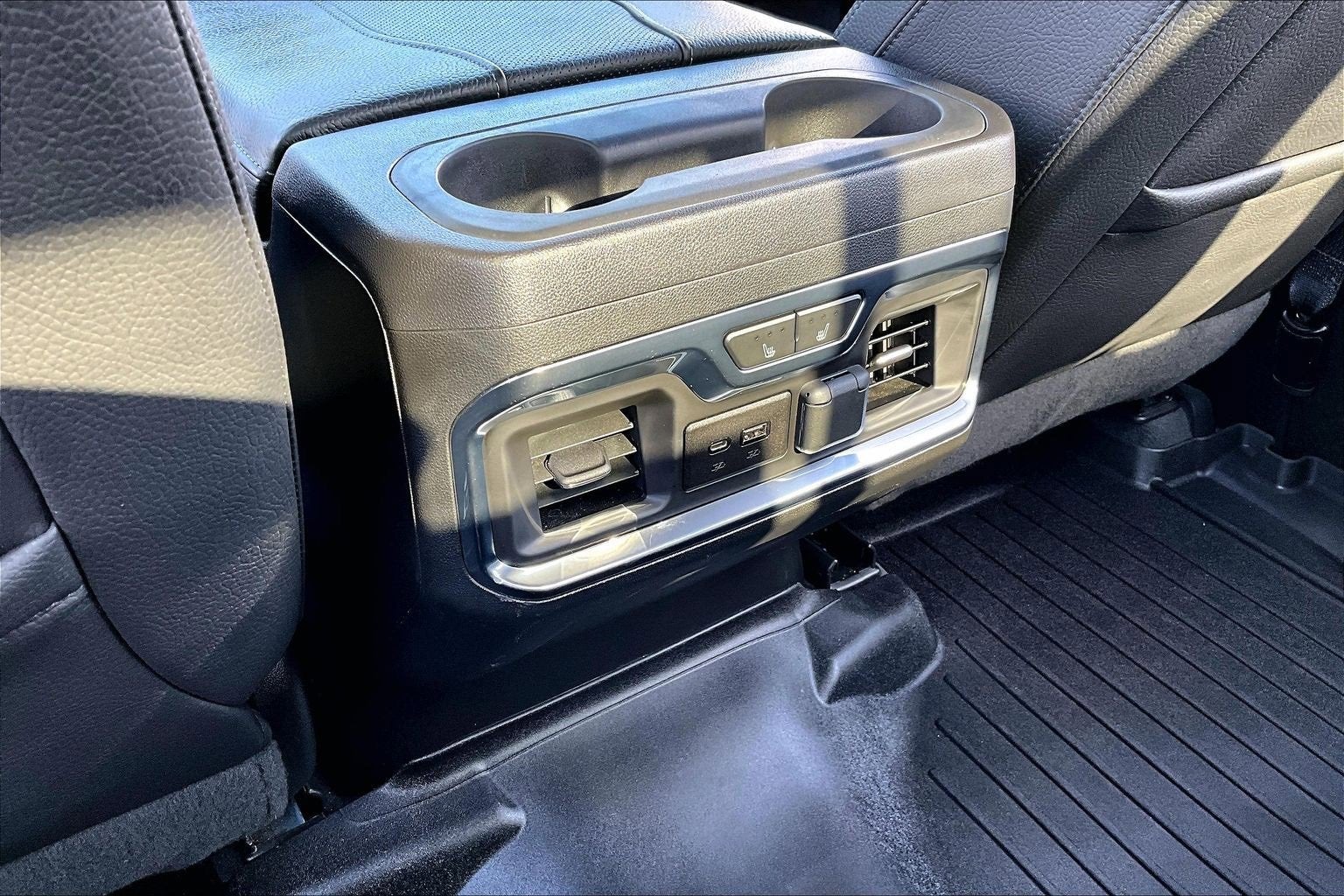 2023 GMC Sierra 3500 HD Denali