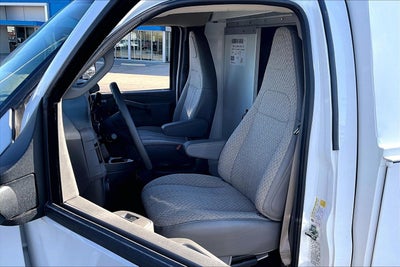 2025 Chevrolet Express Cutaway 3500 1WT