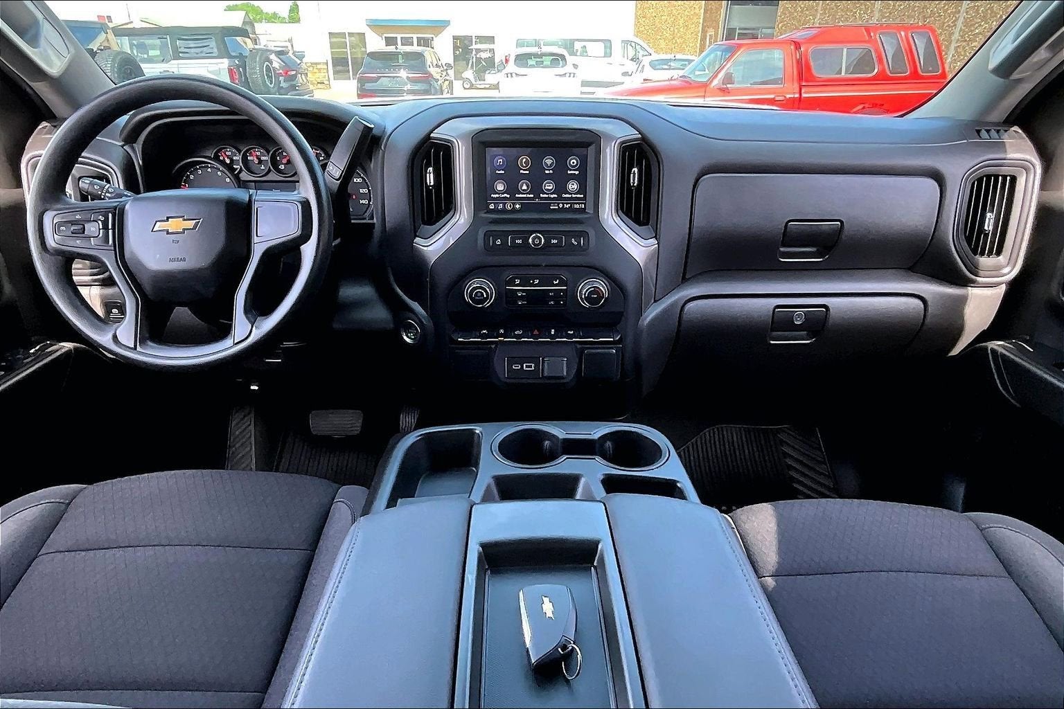2025 Chevrolet Silverado 1500 Custom