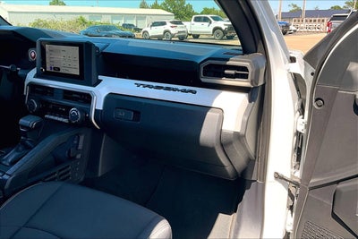 2024 Toyota Tacoma 4WD SR5