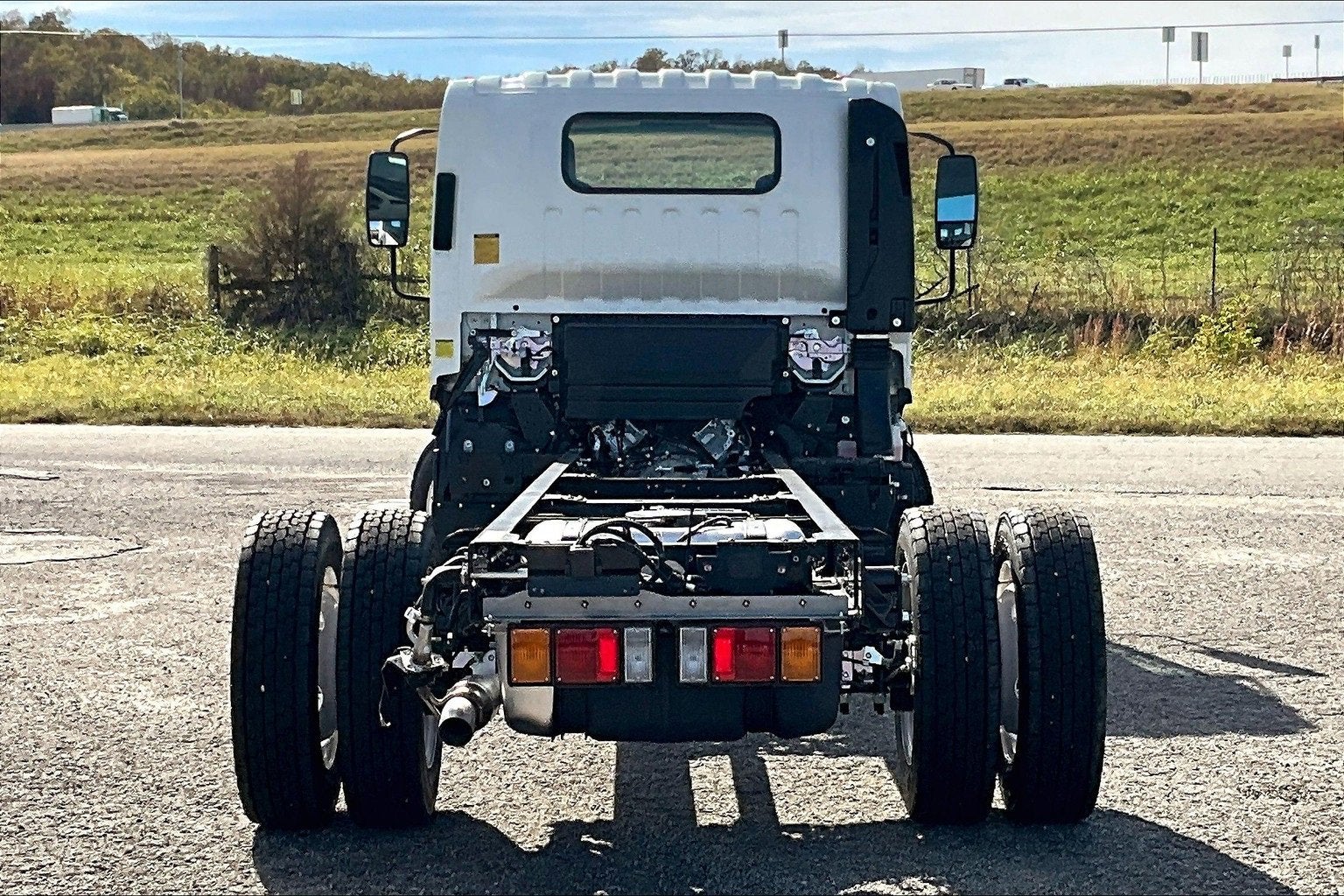 2025 Chevrolet Low Cab Forward 4500 1WT