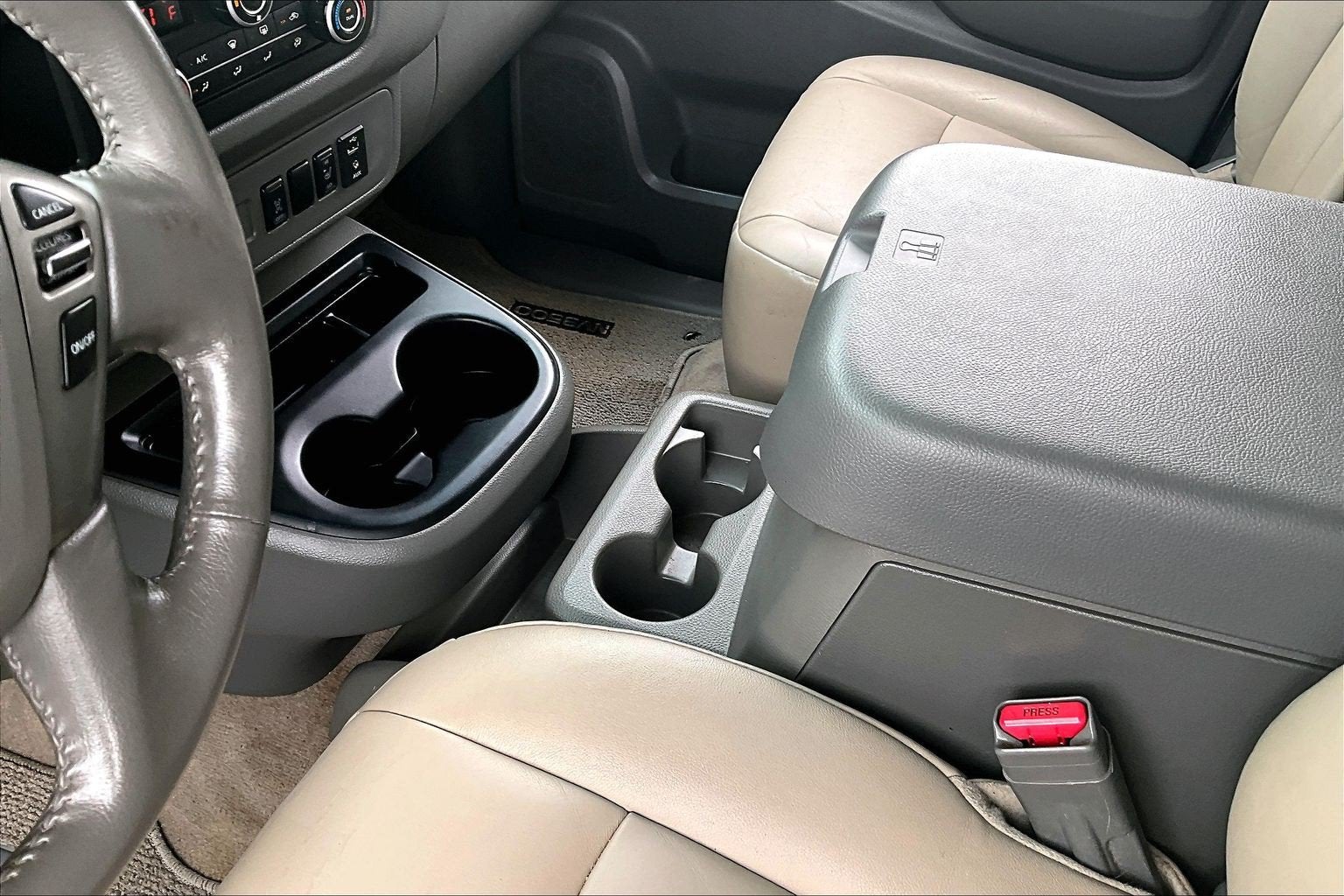 2015 Nissan NVP SL