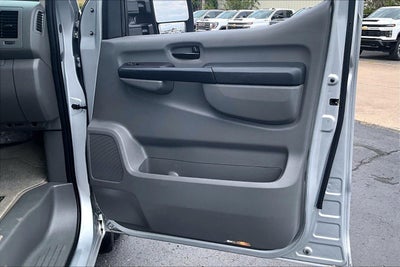 2015 Nissan NVP SL