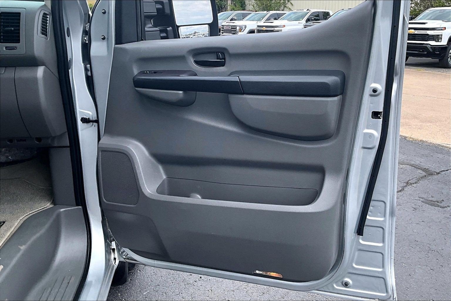 2015 Nissan NVP SL