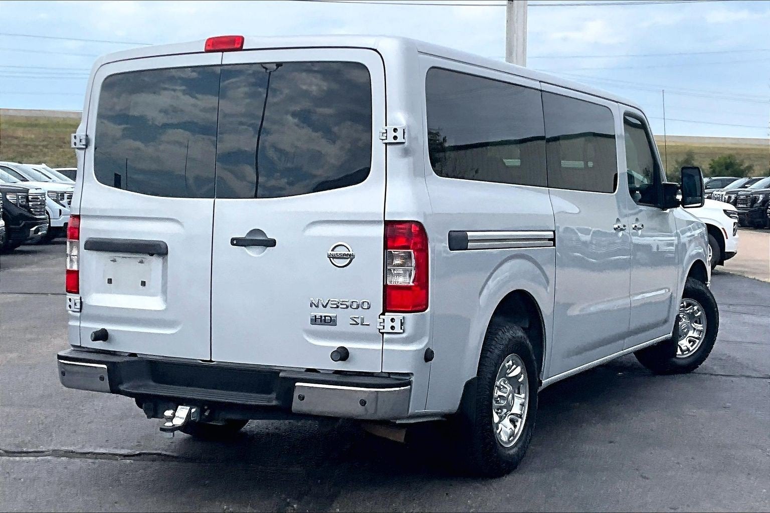 2015 Nissan NVP SL