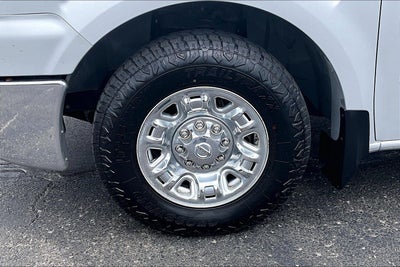 2015 Nissan NVP SL