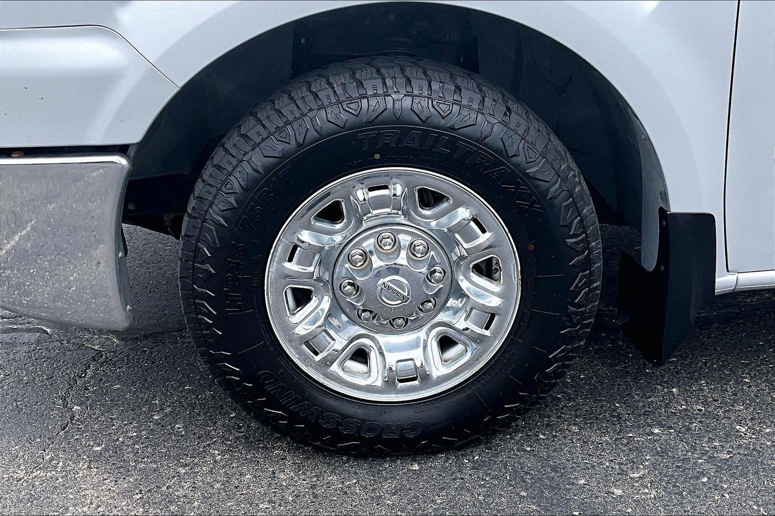 2015 Nissan NVP SL