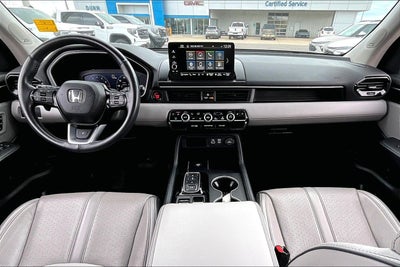 2023 Honda Pilot Elite