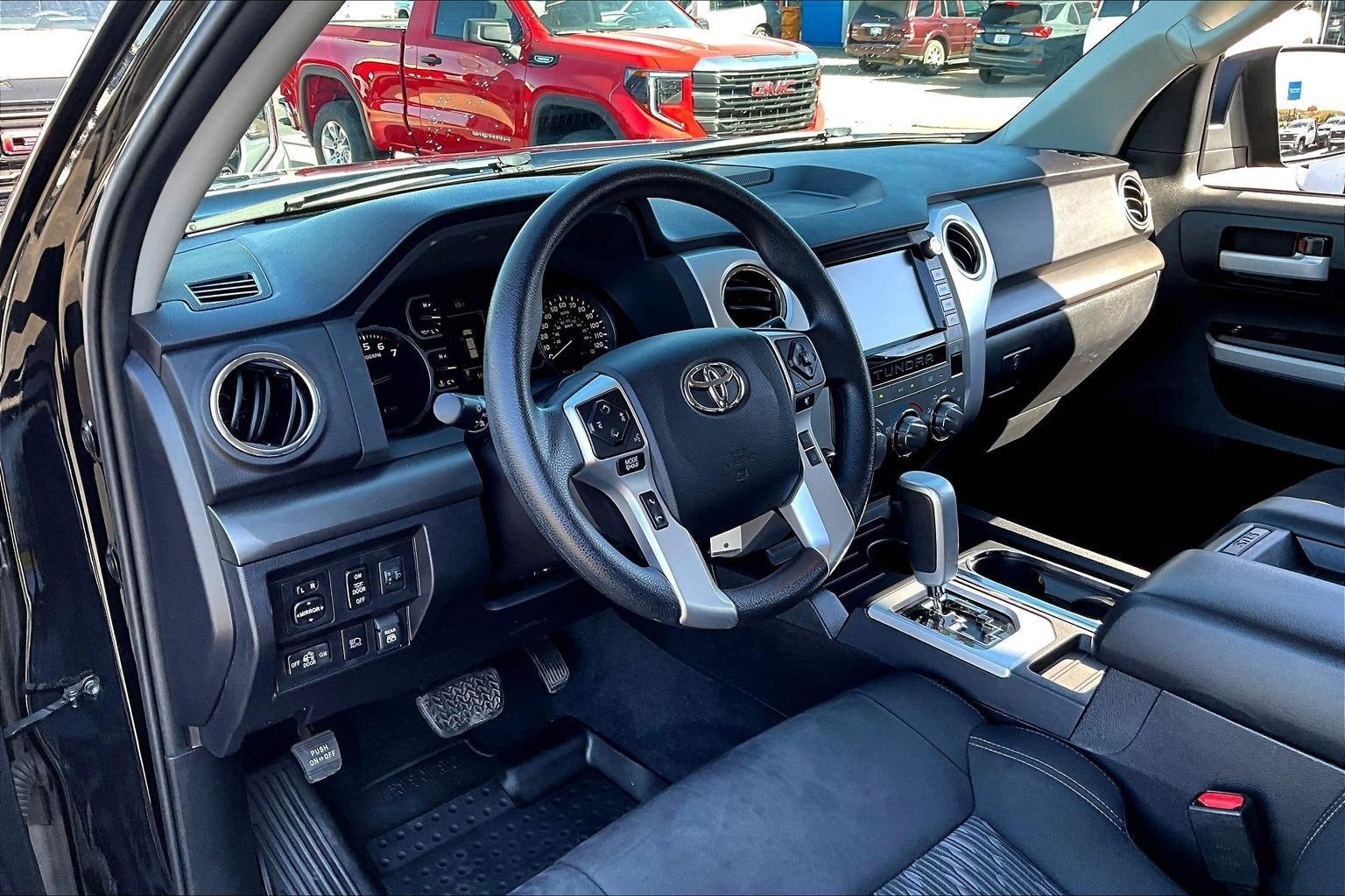2021 Toyota Tundra 4WD SR5