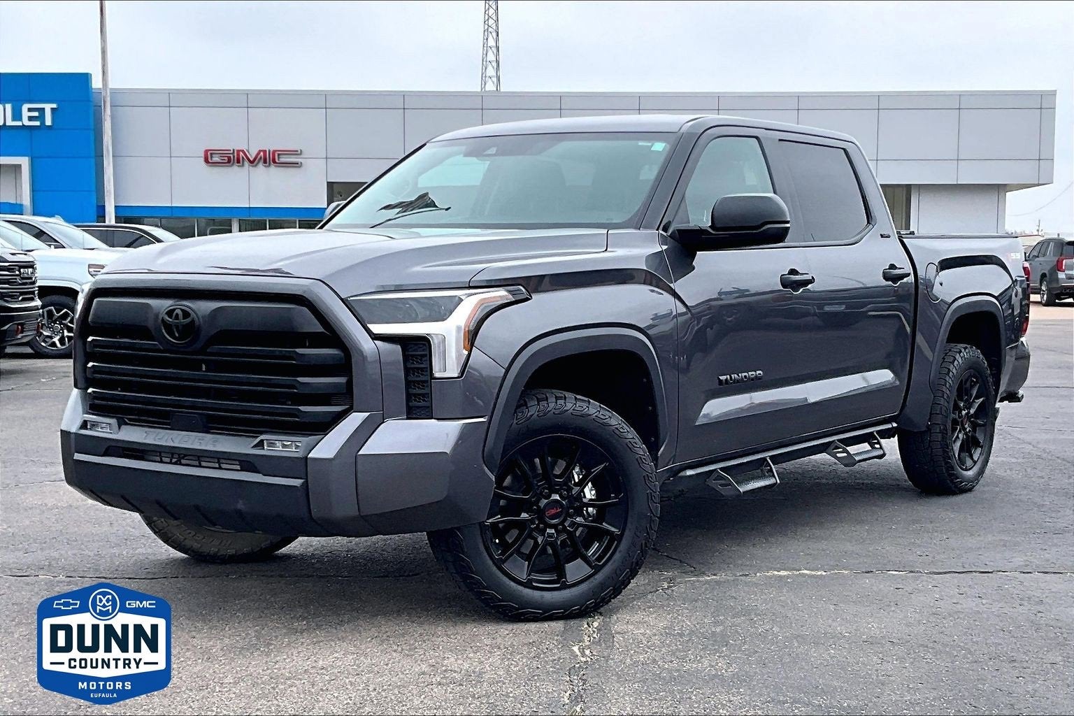 2023 Toyota Tundra 4WD SR5