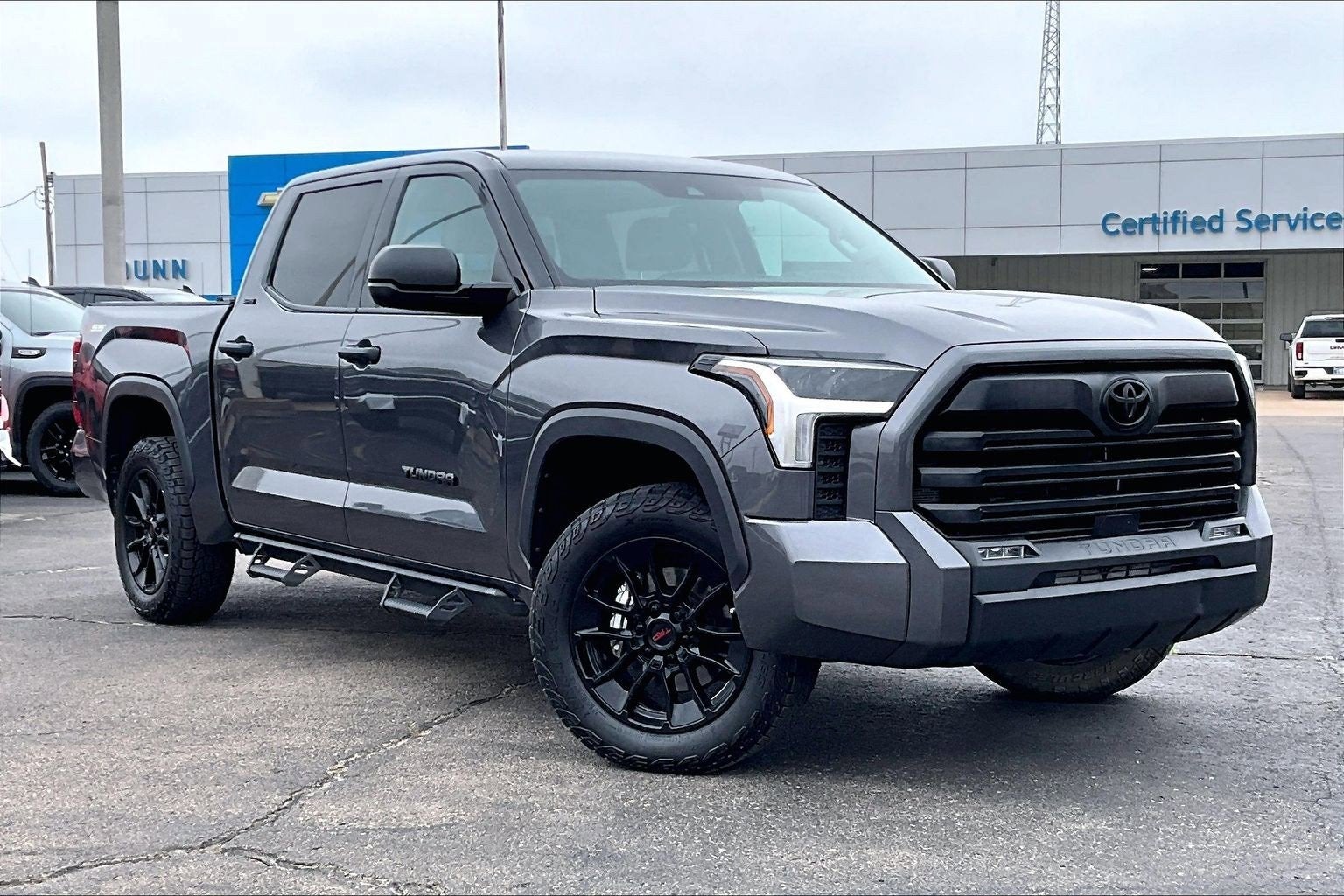 2023 Toyota Tundra 4WD SR5