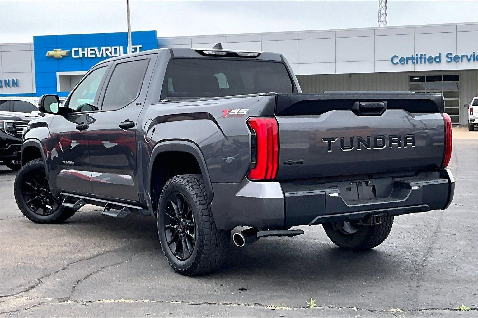 2023 Toyota Tundra 4WD SR5