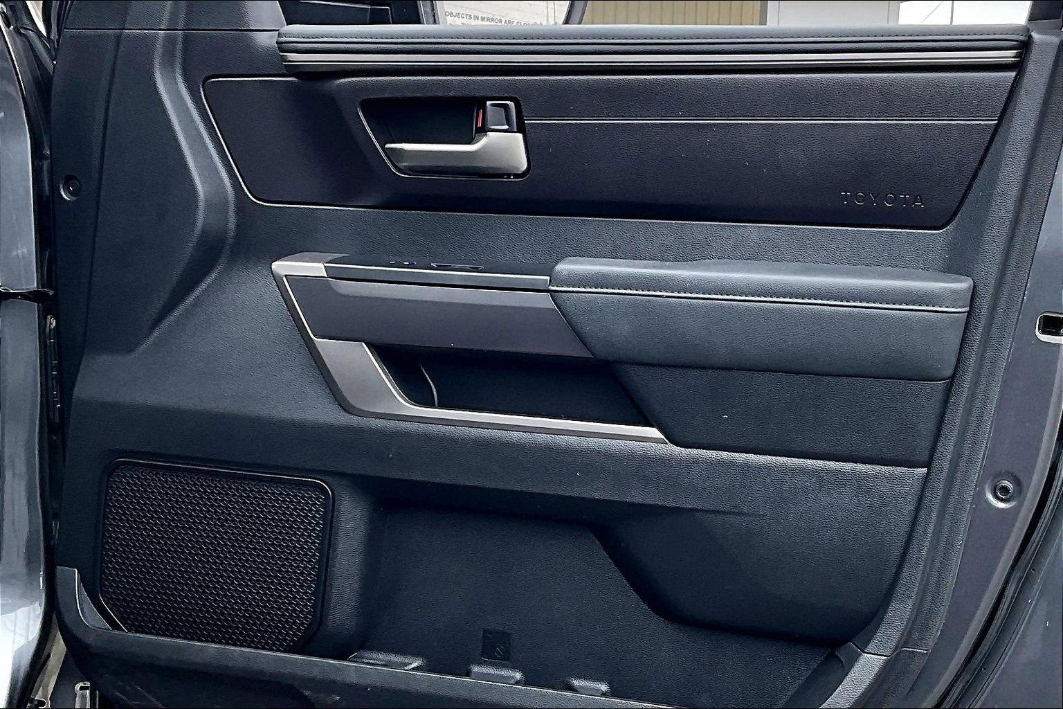 2023 Toyota Tundra 4WD SR5