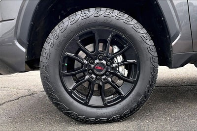 2023 Toyota Tundra 4WD SR5