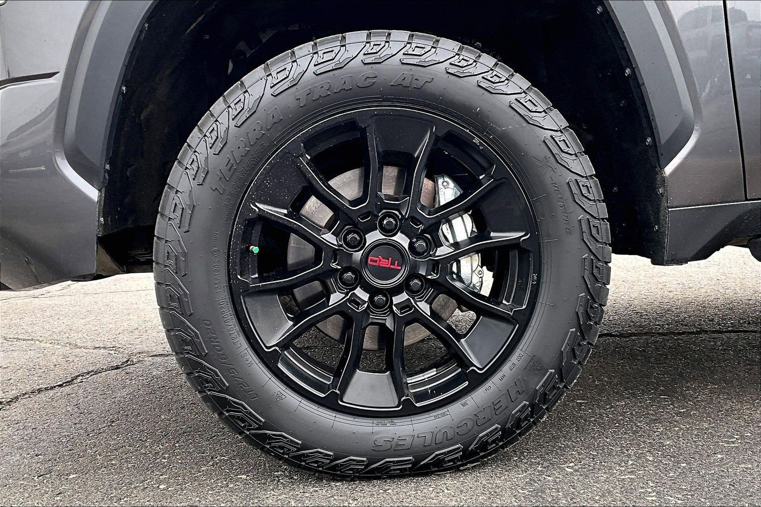 2023 Toyota Tundra 4WD SR5